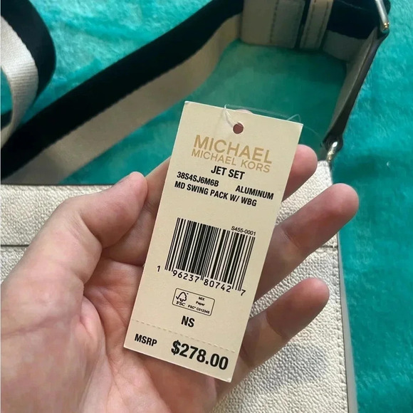 Michael Kors white jet set crossbody with chunky strap new with tags - Picture 8 of 9